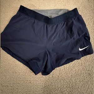 ✨✨ Nike Running Shorts — Size M ✨✨